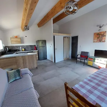 Appartement 50M2 Au Coeur De Sussargues Buitenkant foto