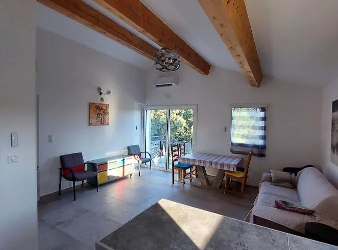 Appartement 50M2 Au Coeur De Sussargues
