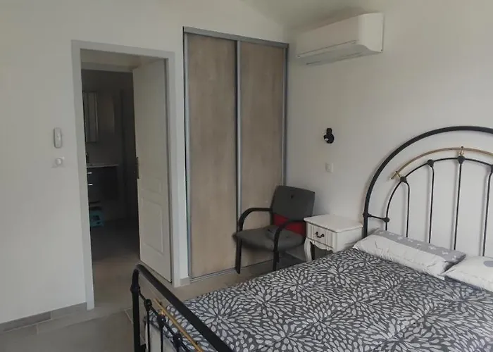 Appartement 50M2 Au Coeur De Sussargues